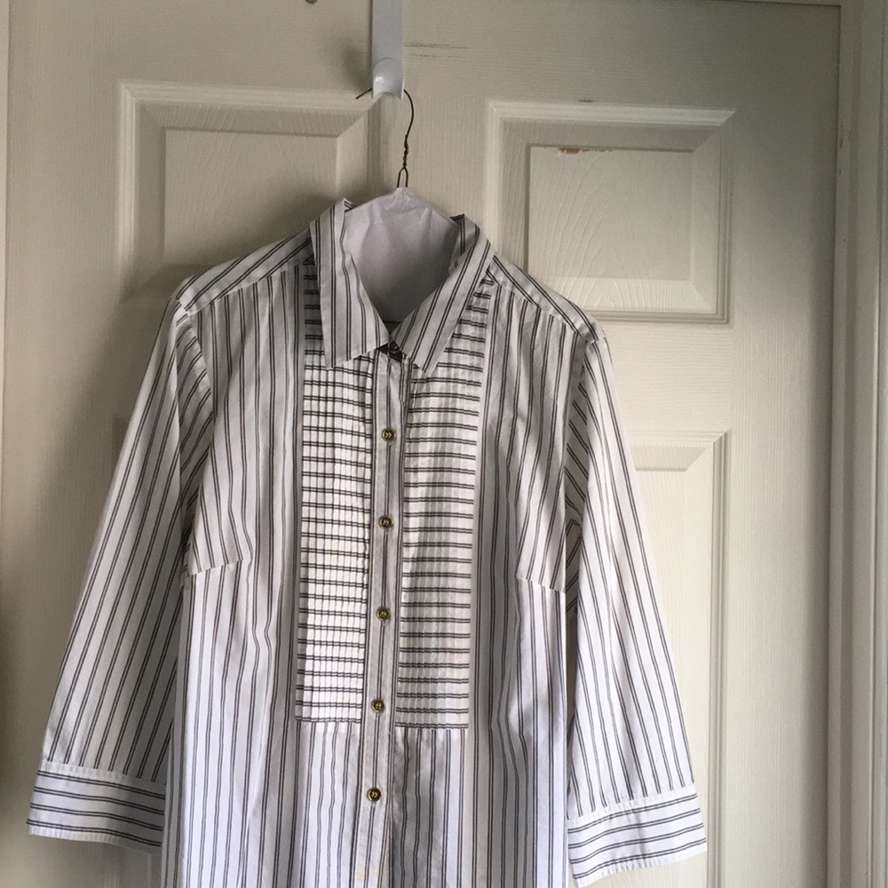 Ladies button down shirt